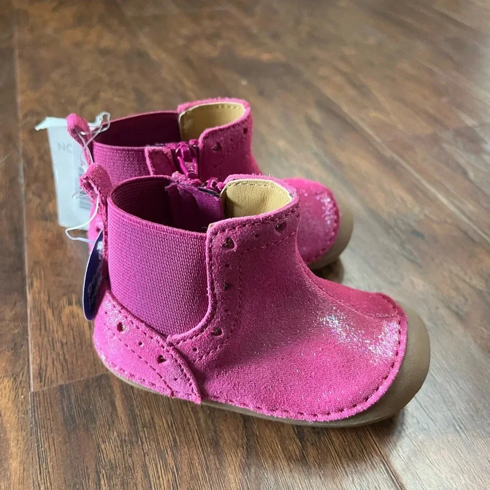 NWT Stride Rite 2.0 Hot Pink Booties- Leather upper -Size 4M, 20EU-Adorable